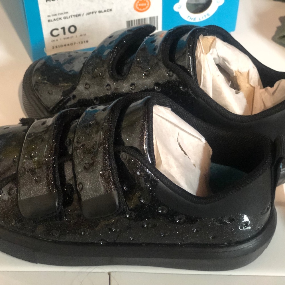 Native Shoes size 10